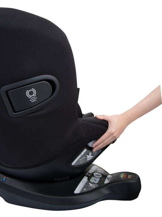 مجموعة مستلزمات أساسية أوكارو مع مقعد سيارة جوي آي-سبين 360 آي-سايز للأطفال الرضع أسود - 6 قطع image number 25